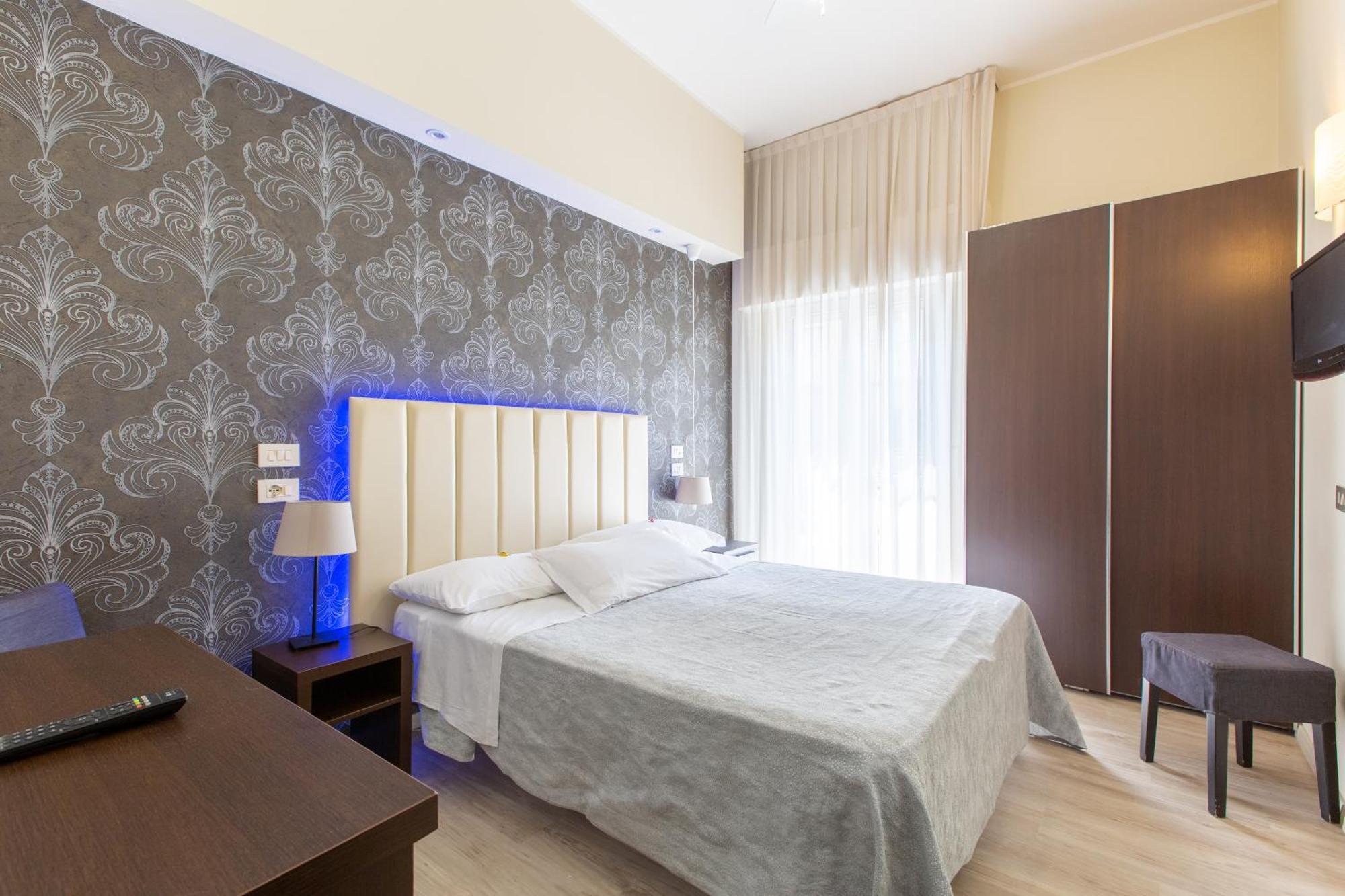 Hotel Gardenia Ріміні Екстер'єр фото