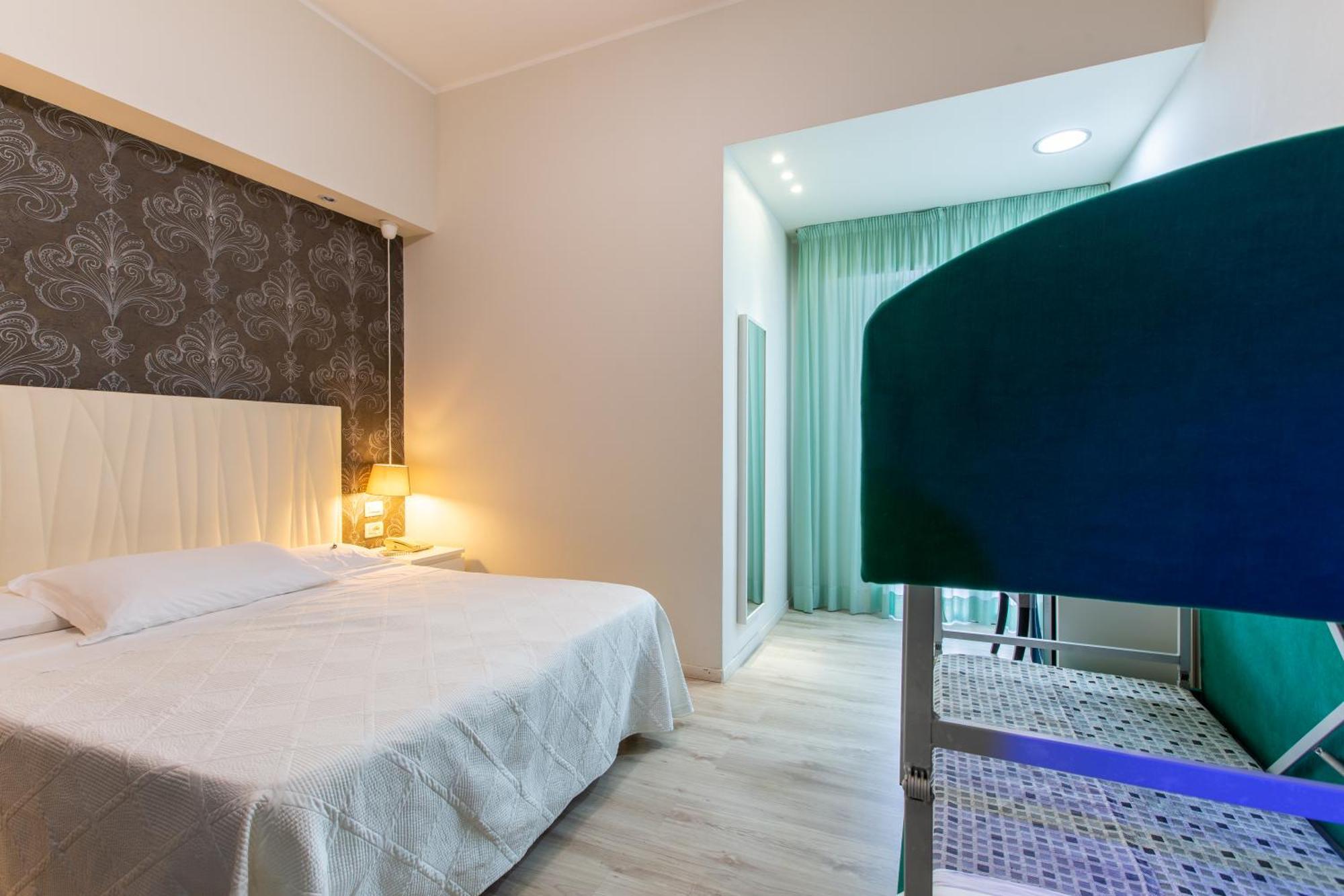 Hotel Gardenia Ріміні Екстер'єр фото